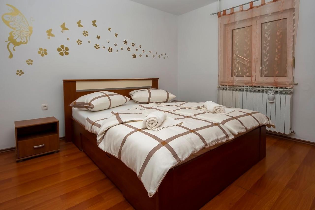 Apartman Mia Σίμπενικ Εξωτερικό φωτογραφία